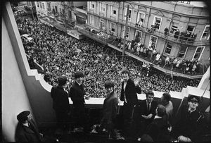 The Beatles on the balcony of the Hotel St George Wellington by Morrie Hill courtesy ATL