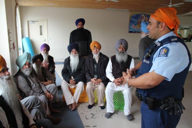 Contable Arora addresses Elders at the Sikh Temple in Manuwera