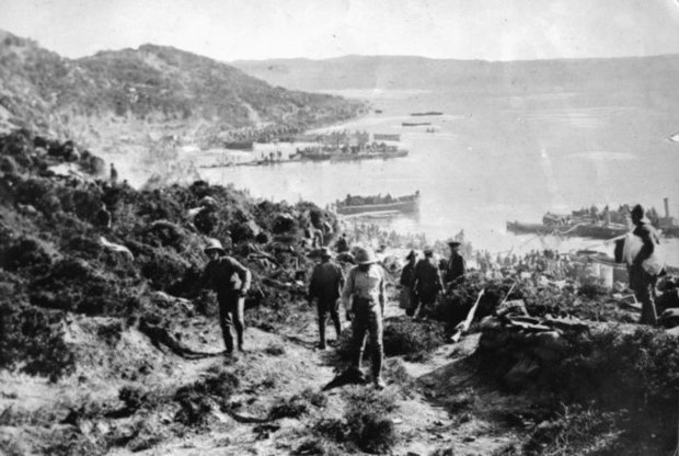 NZ and Aus soldiers land at Anzac Cove Gallipoli
