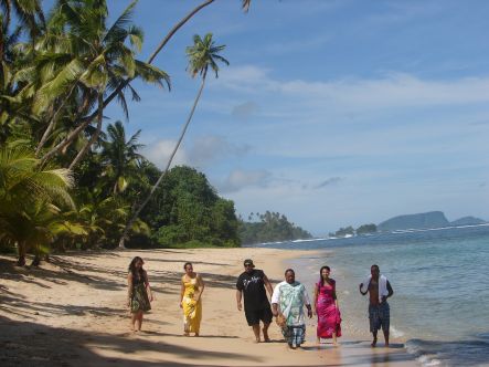 Deceptikonz, Miss Samoa and friends on island time