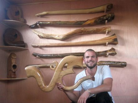 Grant Lewis didgeridoo maker