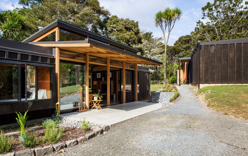  Small  House  Living with Catherine Foster RNZ