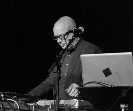 Brian Eno live remix at Punkt cropped