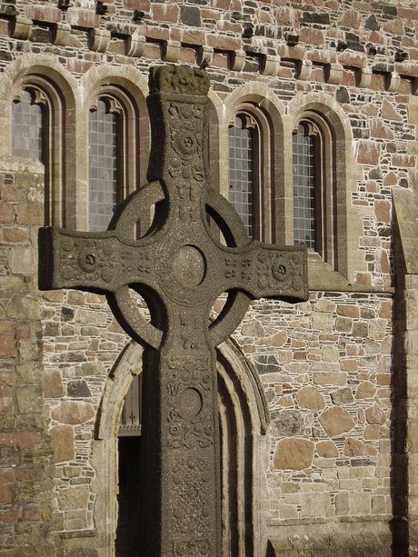 Cross Iona Abbey