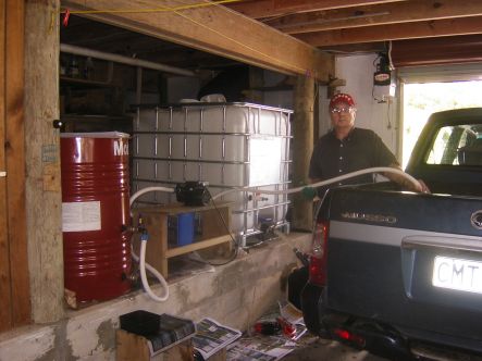 Image of Geoff Waterhouse and his WVO refiner